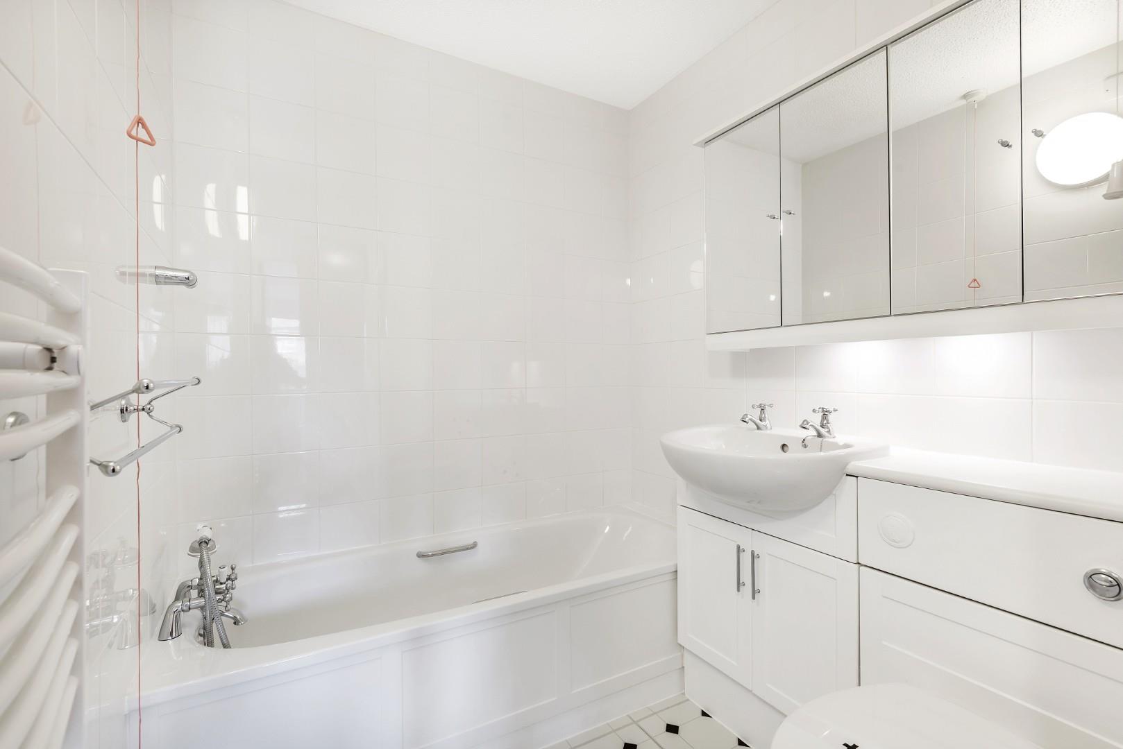 Darfield Road, Guildford Collins Guildford